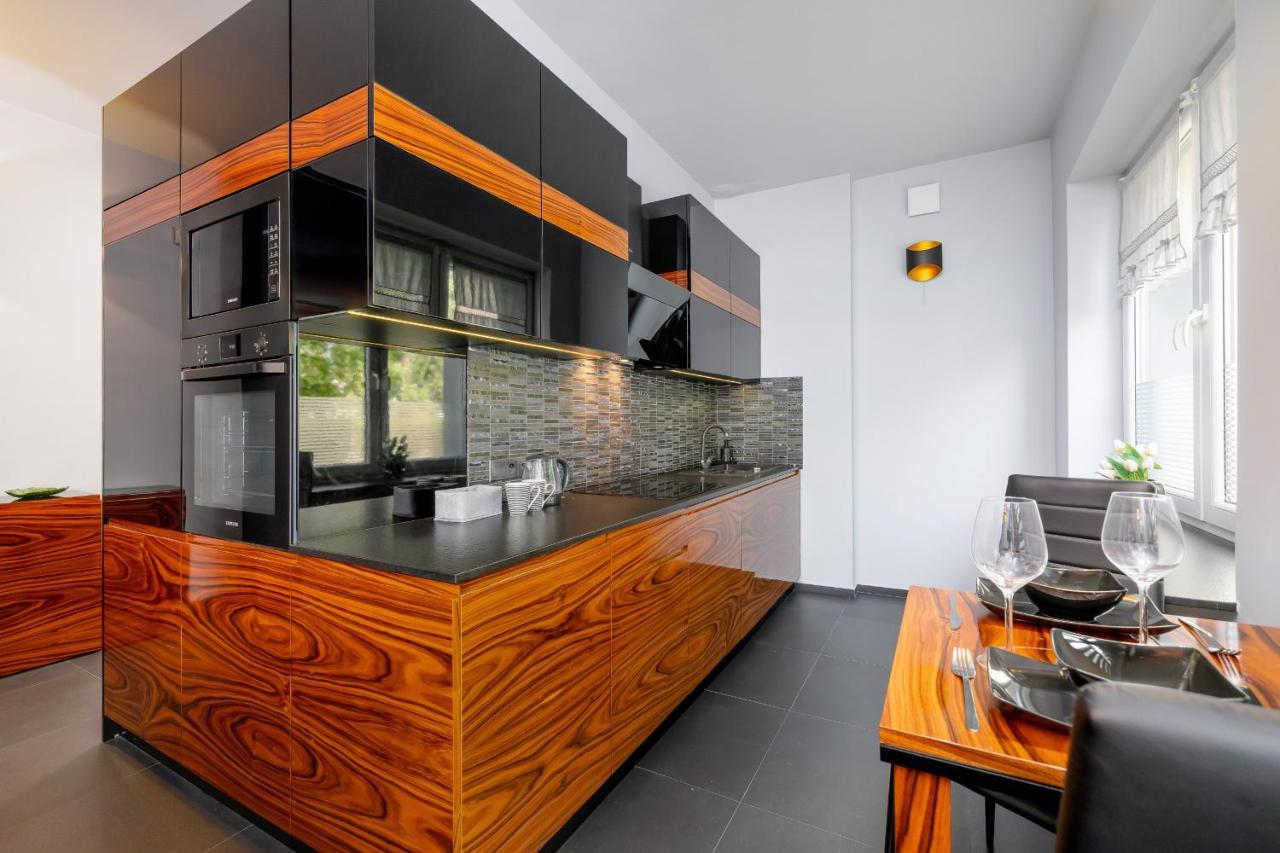 Stylish Korfantego Apartment Next To Spodek By Noclegi Renters Κατοβίτσε Εξωτερικό φωτογραφία